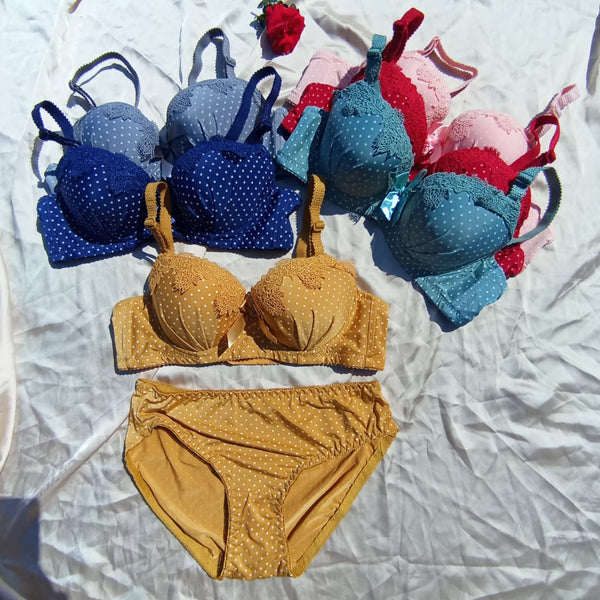 Dotted Laced Medium Padded Very Elegant Bra Set
