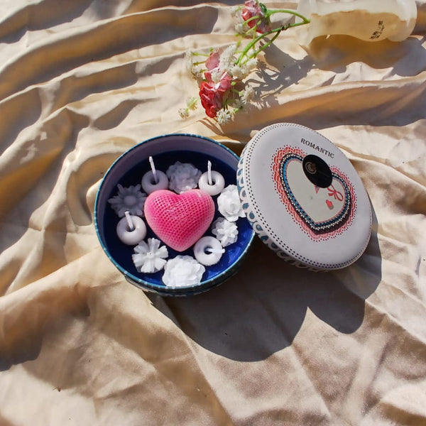Centre Heart Blossom Steel Candle